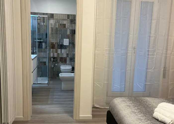 Tiburtina Urban Guest house 4*