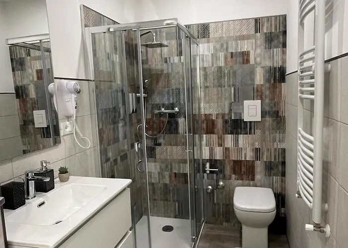 Tiburtina Urban Guest house 4*